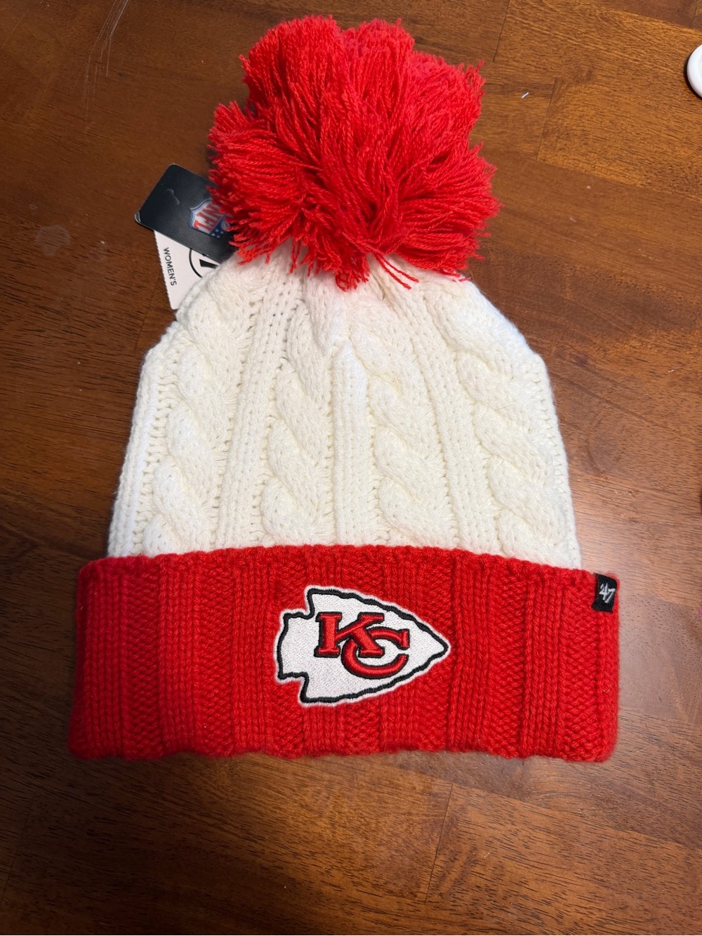'47 Women's Kansas City Chiefs Red & White Pom Cable-Knit Beanie